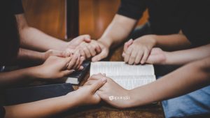 Prayers for homeschoolers blog post by Davis Carman